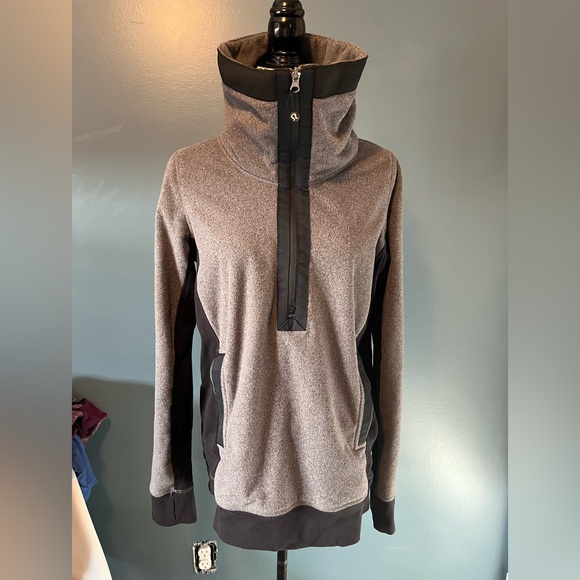 lululemon athletica Tops - Lululemon Polar Fleece 1/4 zip bunny hug
